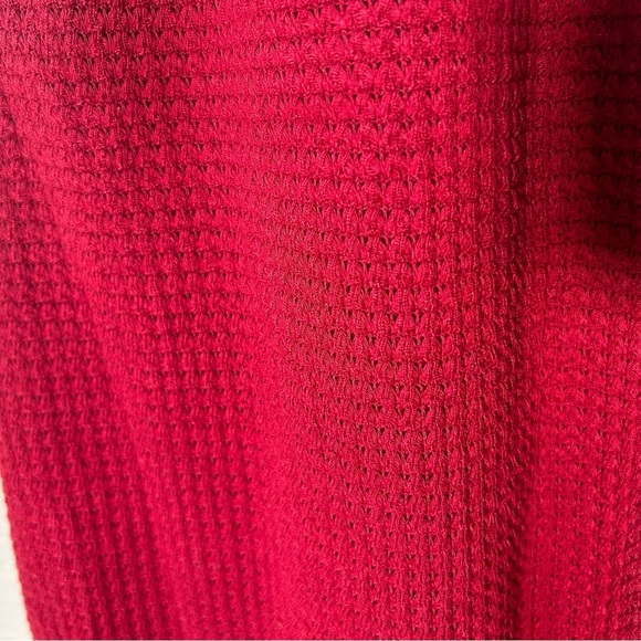 Red halter mini dress - Picture 5 of 9